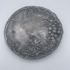 Arthur Court Grape Cheese Plate